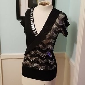 BKE BOUTIQUE SEQUINS TOP